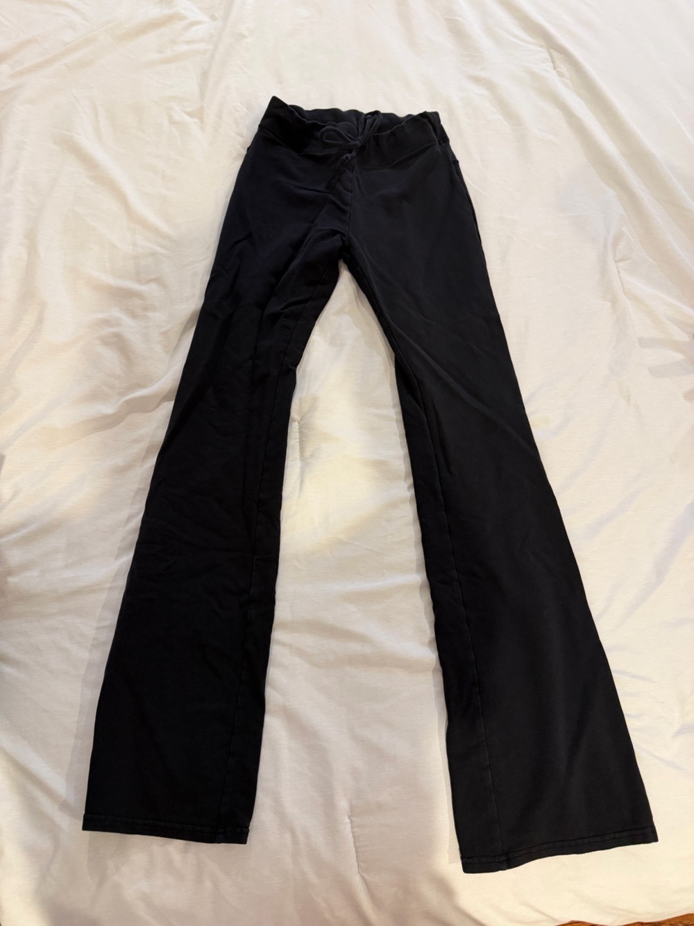 Alo Yoga Sway Bootcut Sweatpant
